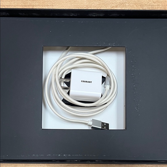 🆕 COURANT Catch:3 Cream Leather Wireless Charging Tray - Picture 9 of 10